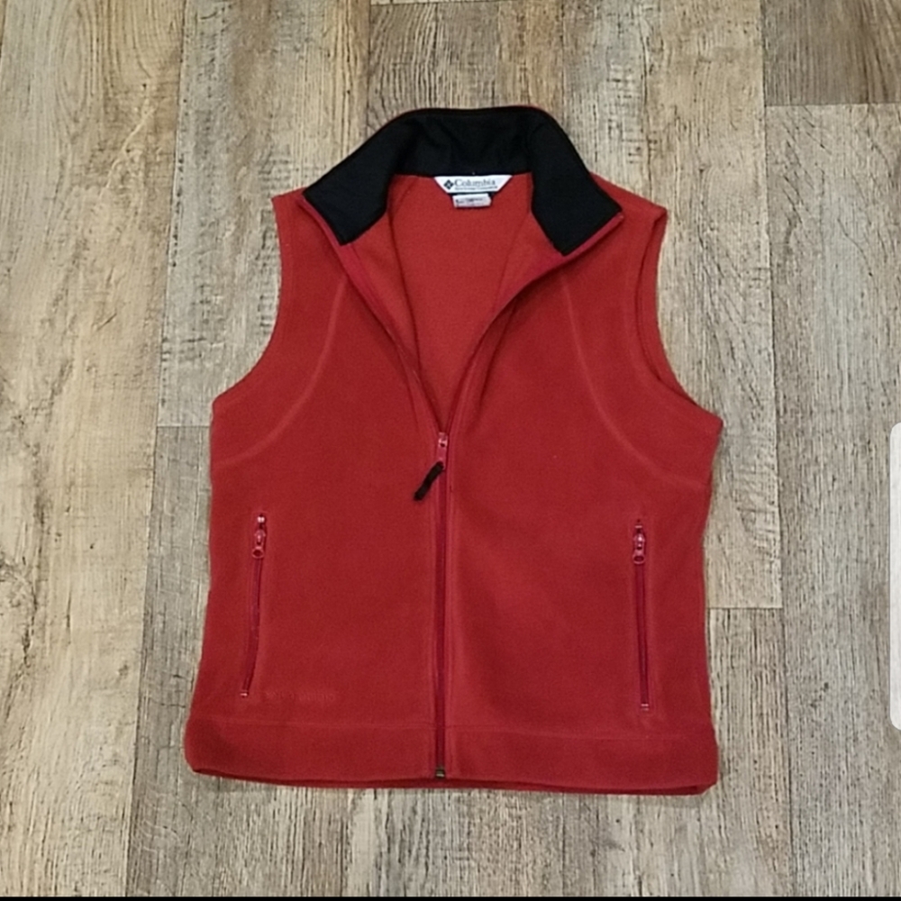 Columbia vest